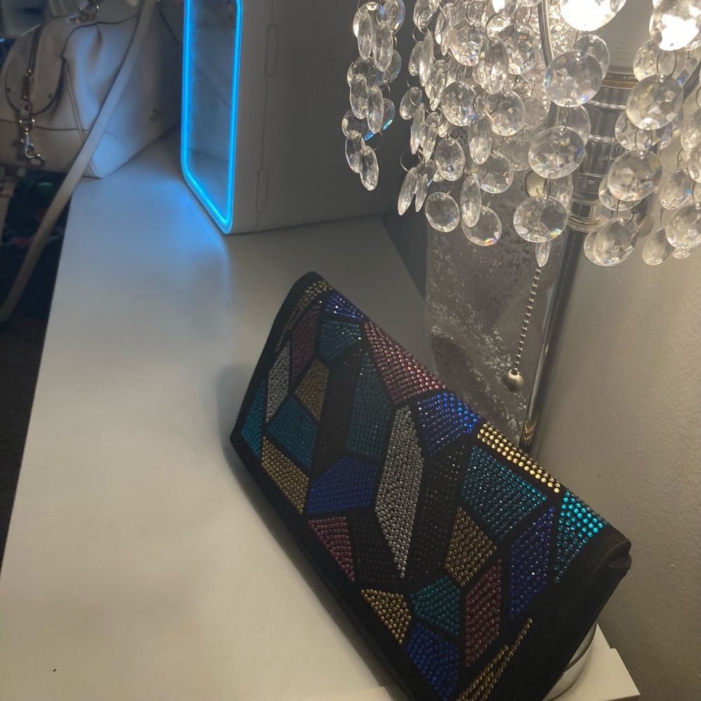 Bling clutch